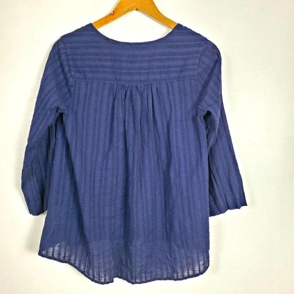 Lilly Pulitzer blue 3/4 sleeve top, XS - Picture 2 of 4